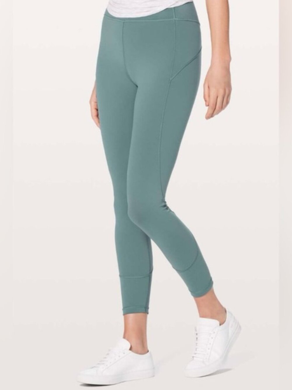 Lululemon In Movement 7/8 Tight *Everlux 25" - Mystic Green, Size 8